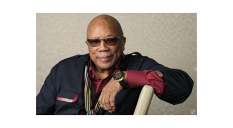 Quincy Jones' Warsaw Tango: A Night of Unexpected Melodies and Jazzy Surprises!